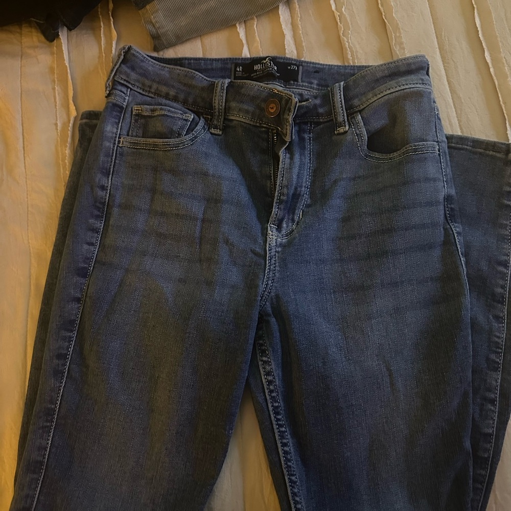 Hollister Women's Straight Leg Jeans in Classic Blue